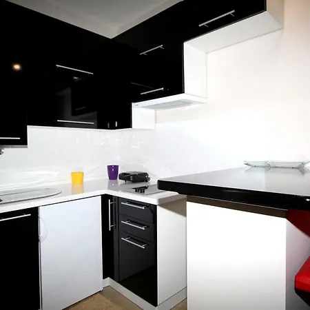 Sebelja Apartment *