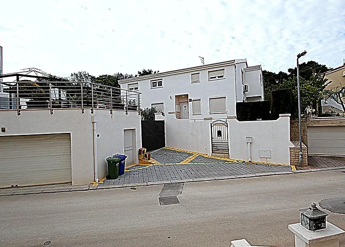 Sebelja Pola